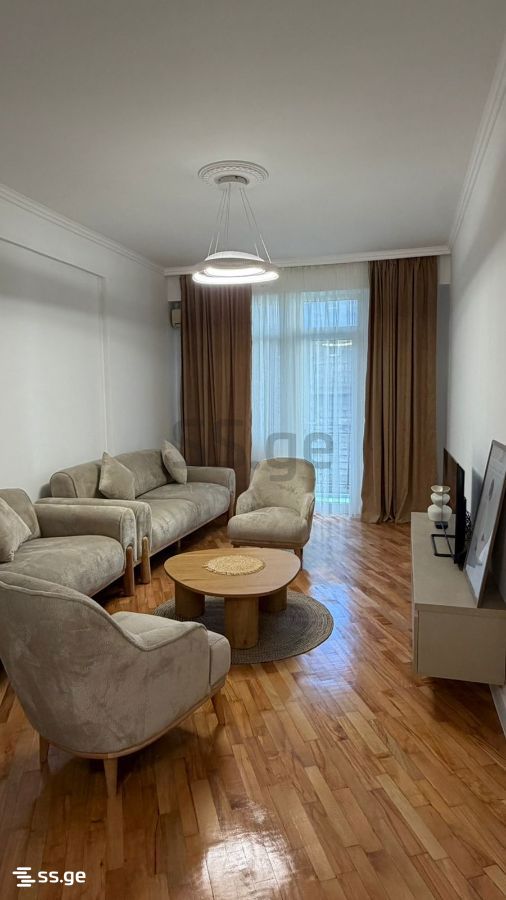 140 - 3 rooms