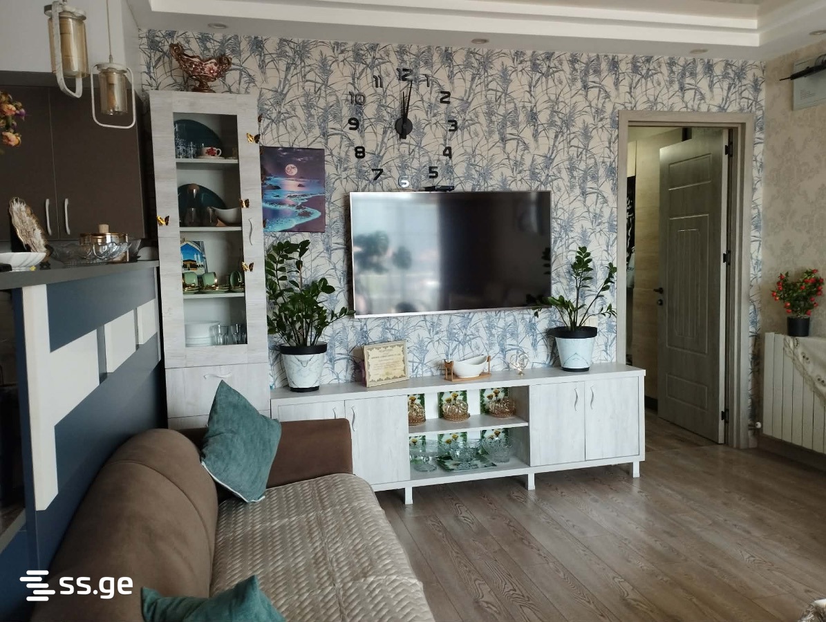 43 - 3 rooms