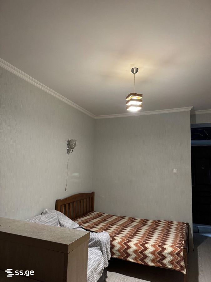 universiteti st. 6 - 1 rooms