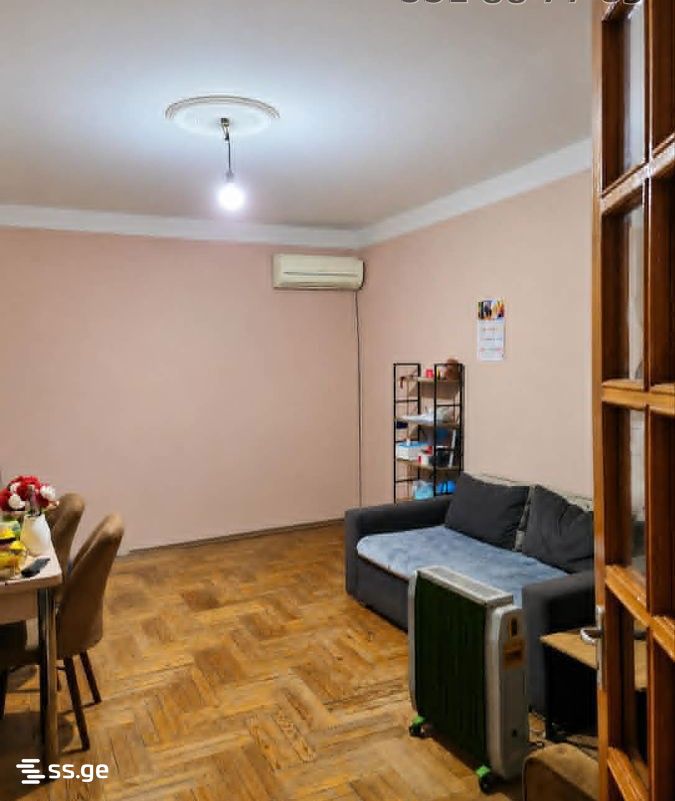 Teophane Davitaia st. - 3 rooms