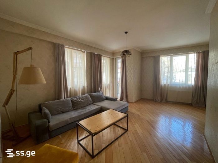 janashia st. - 2 rooms