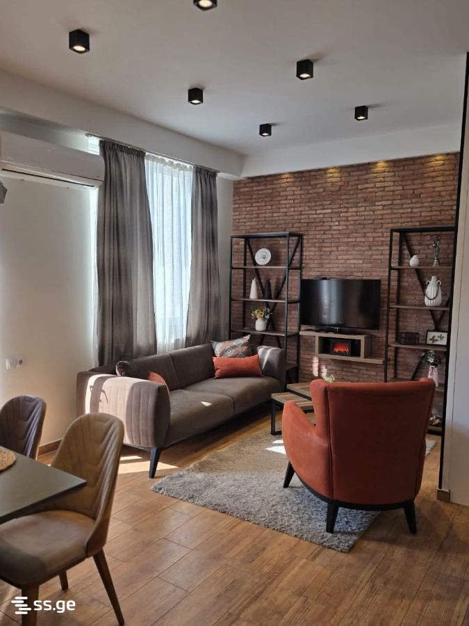 G.Nikoladze st. 15 - 3 rooms