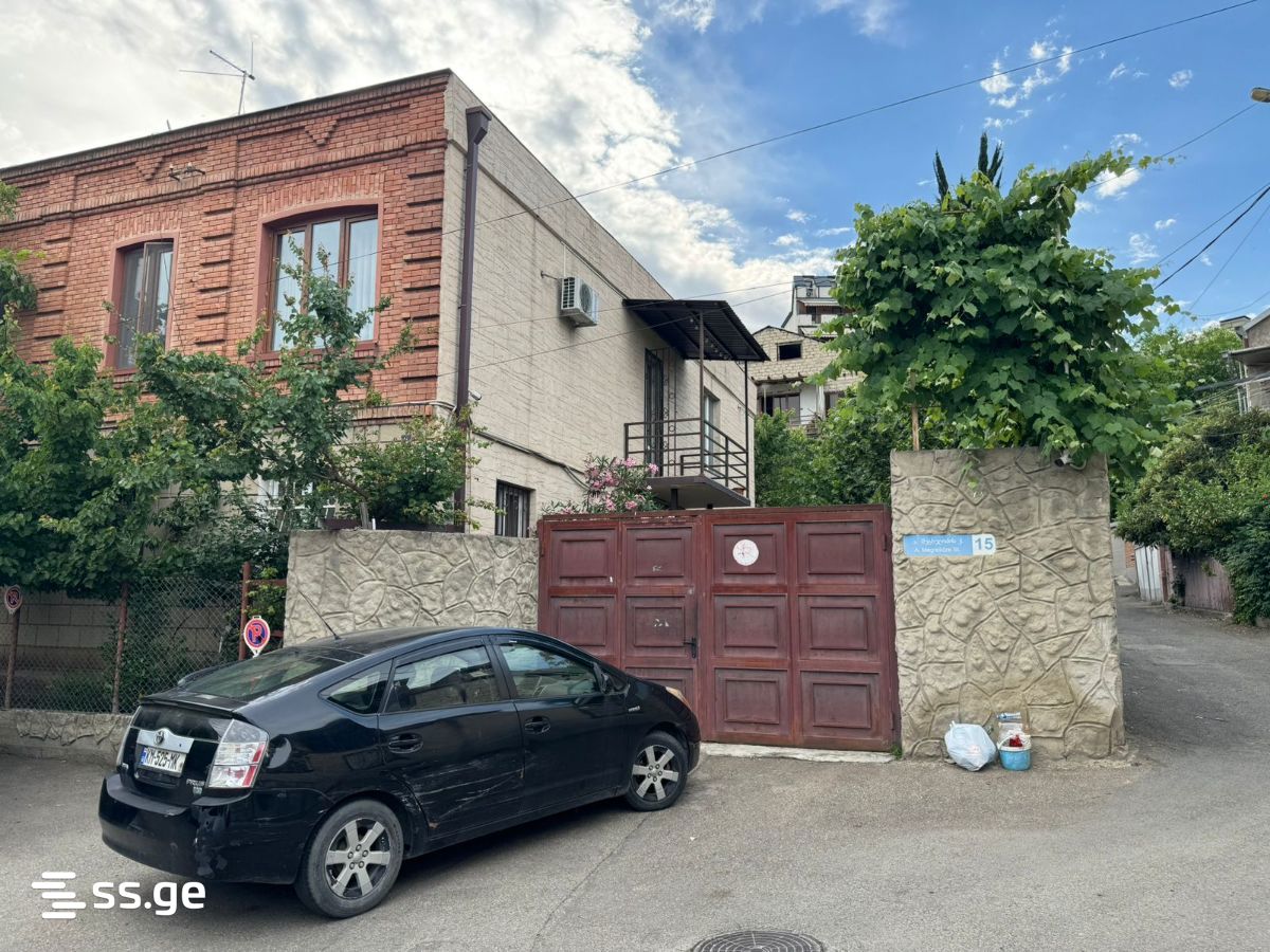 megreladze st. 15 - 7 rooms