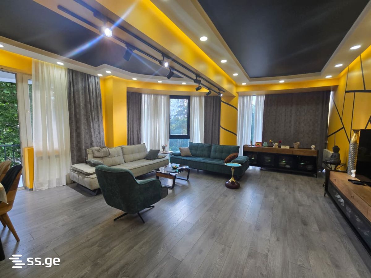 gagarin st. - 4 rooms