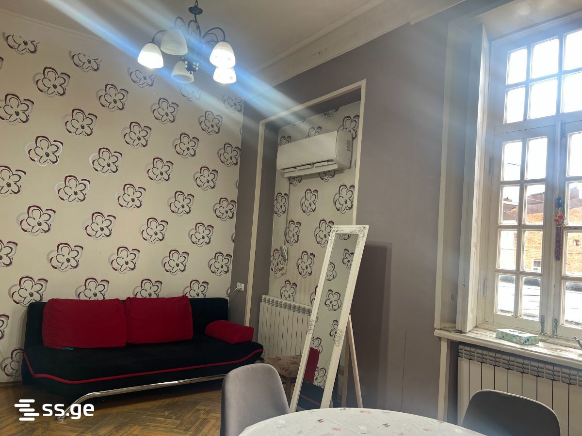 Z. Kurdiani St. 10 - 2 rooms