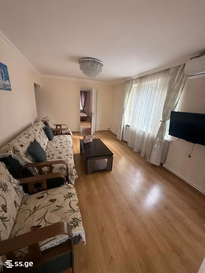 a.wereTlis avenue 78 - 3 rooms