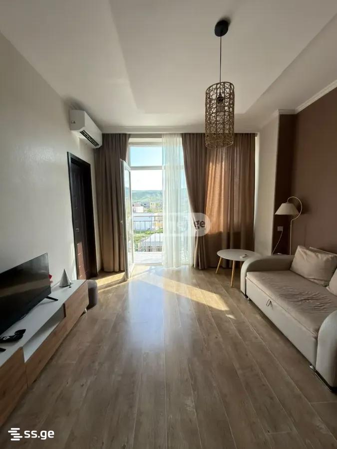 Mirian Mephe st. - 2 rooms