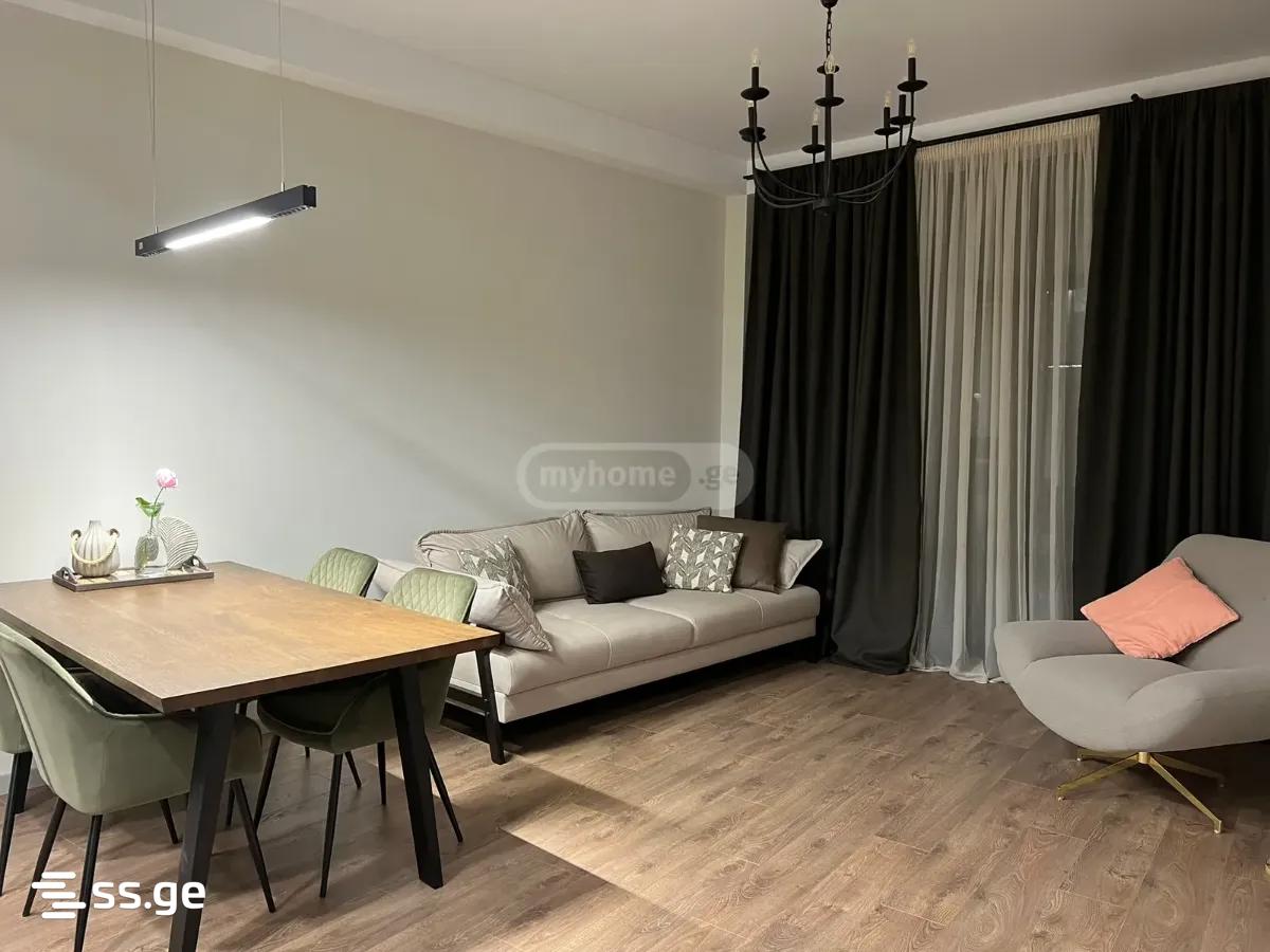 universiteti st. 24 - 2 rooms