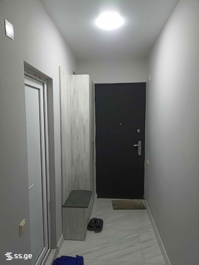 Airport road 8 - 4 rooms