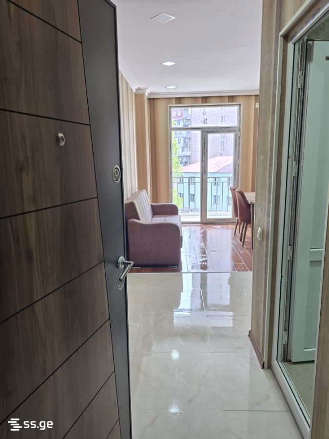 7 - 2 rooms