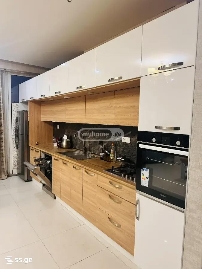 Marshal Archil Gelovani Ave. - 4 rooms