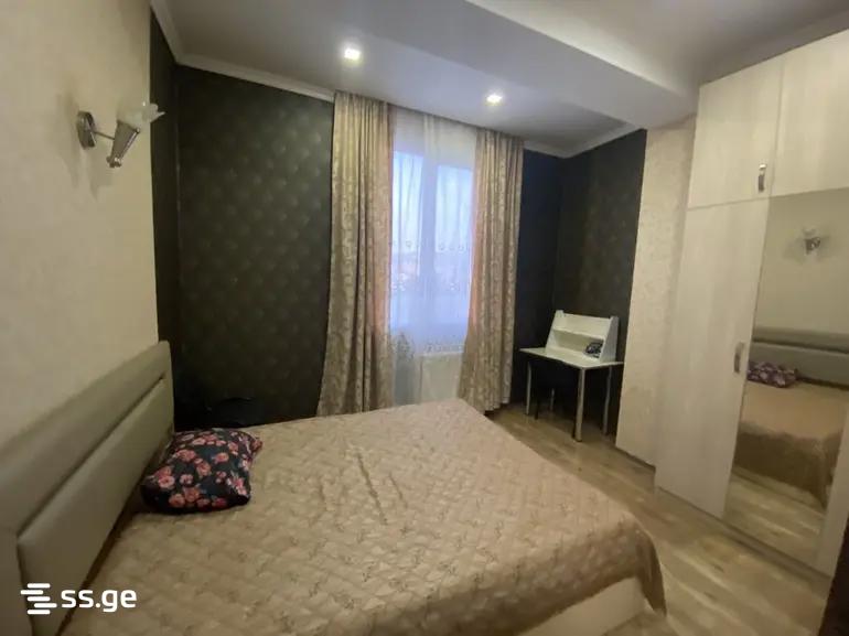 manjgaladze st. - 3 rooms