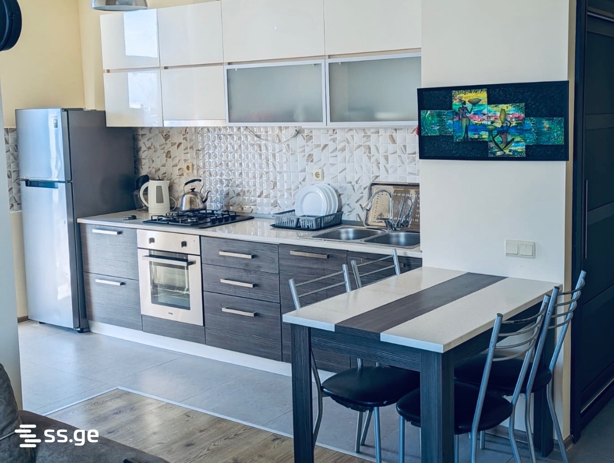 Sherif Khimshiashvili Ave 1 - 3 rooms