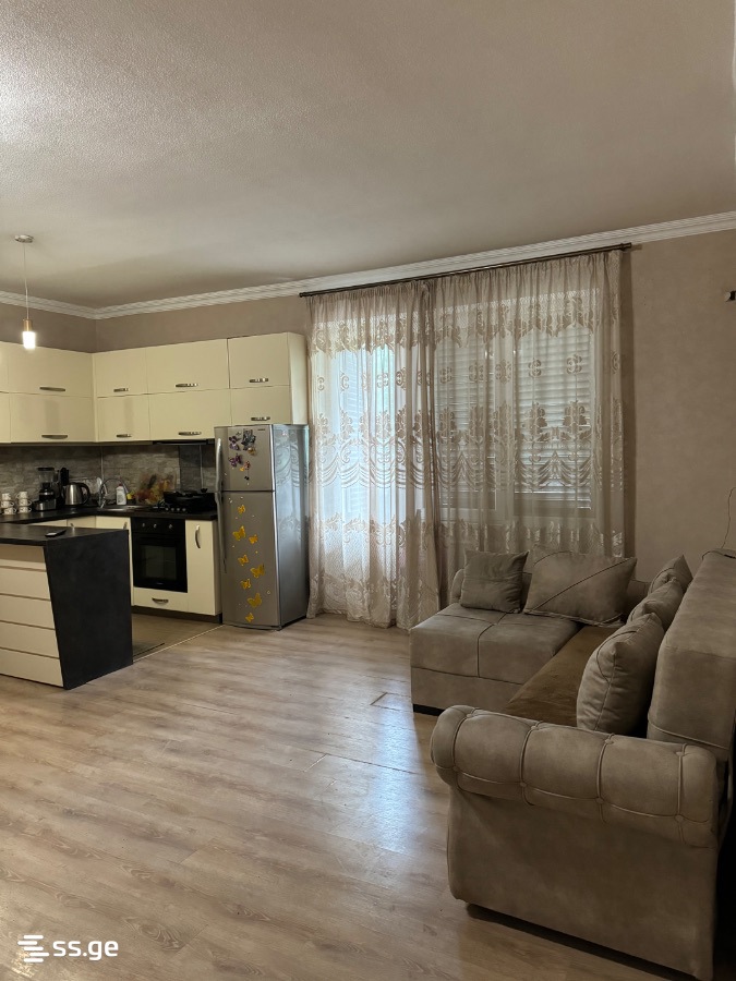 III Microdistrict - Varketili  413 - 3 rooms
