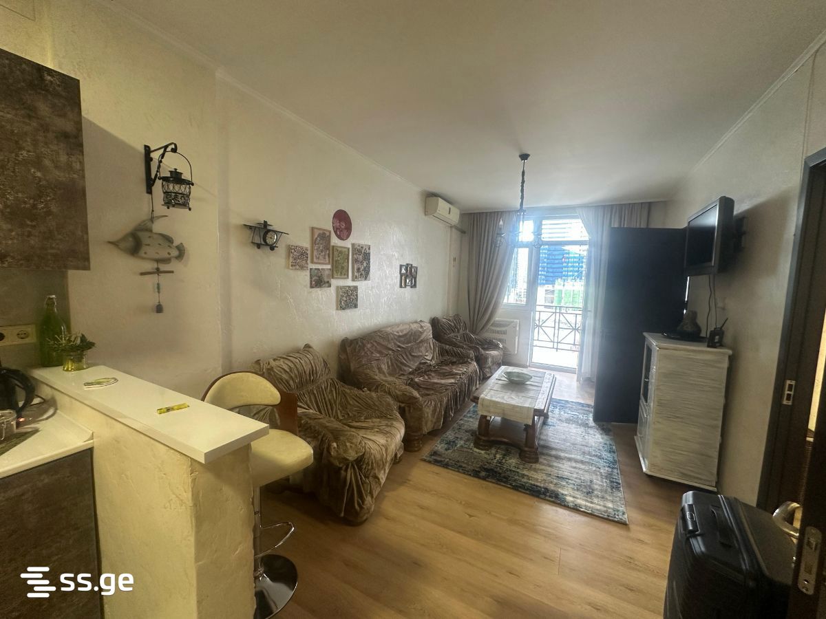 Sh. Inasaridze St. 16 - 3 rooms