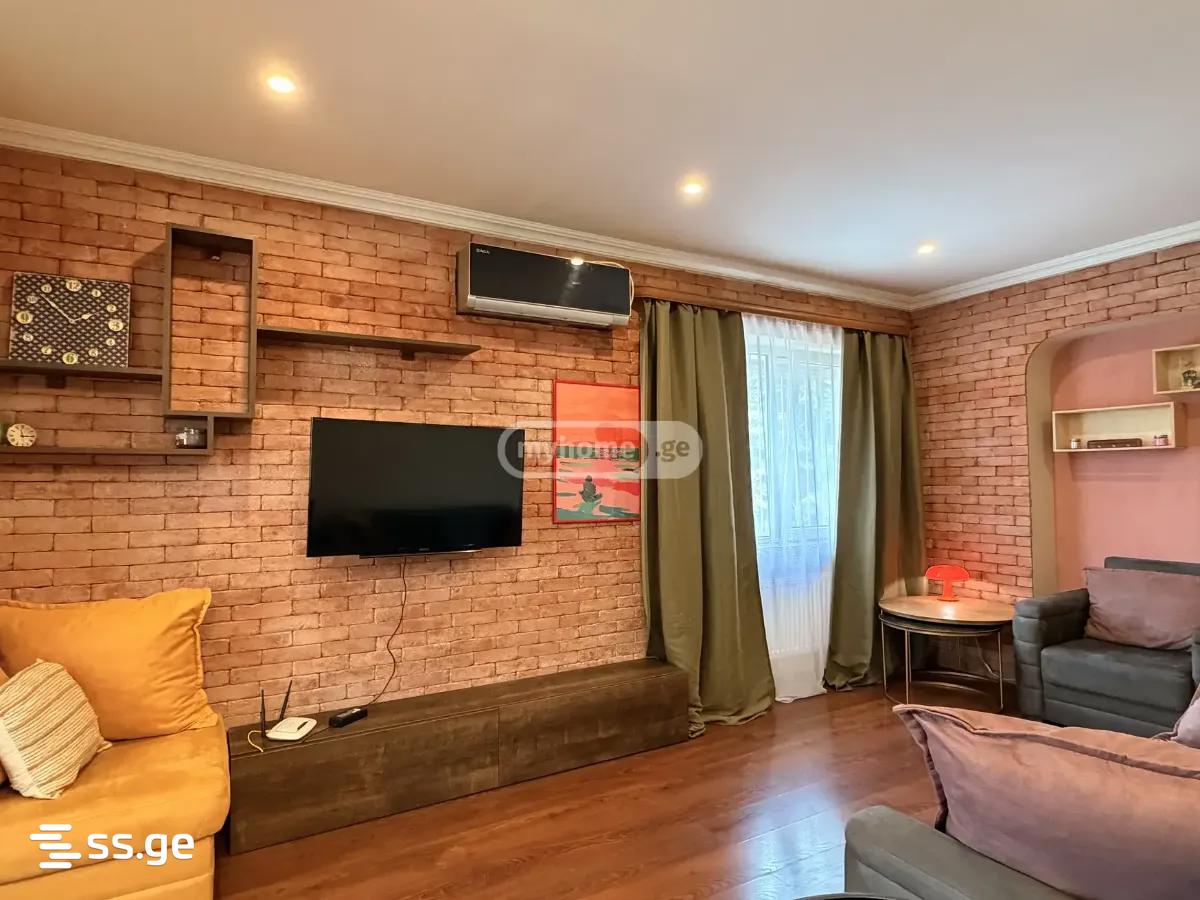 Chiladze st. - 3 rooms