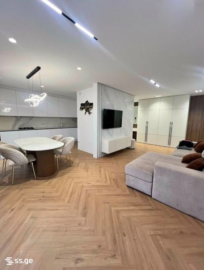Tamarashvili st. (Saburtalo) - 3 rooms