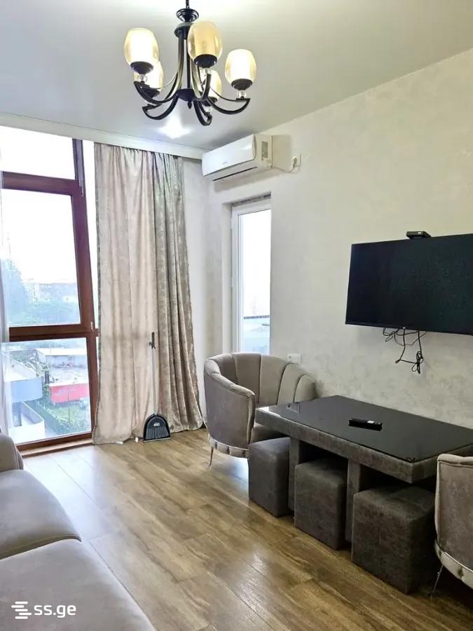 navtlugi st. 10 - 2 rooms
