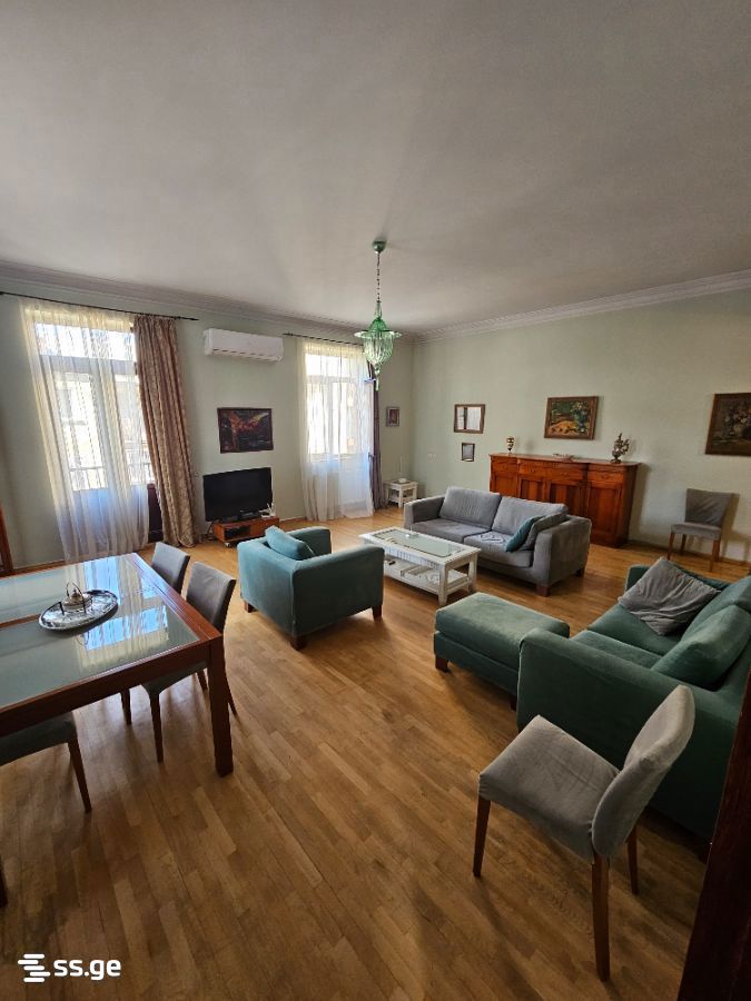 larsi st. 2 - 5 rooms