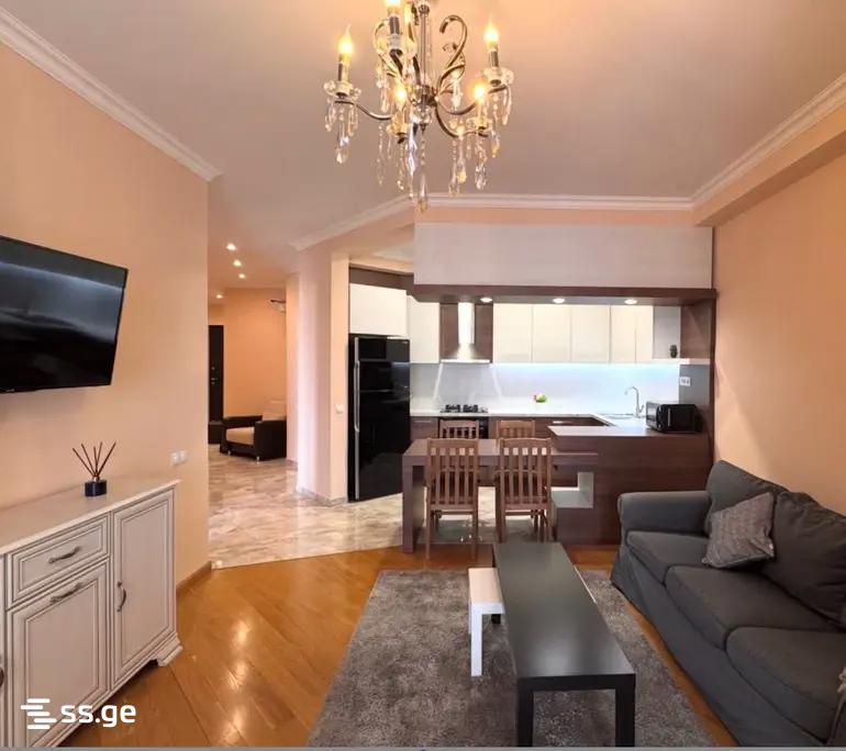 kutateladze st. 6 - 3 rooms