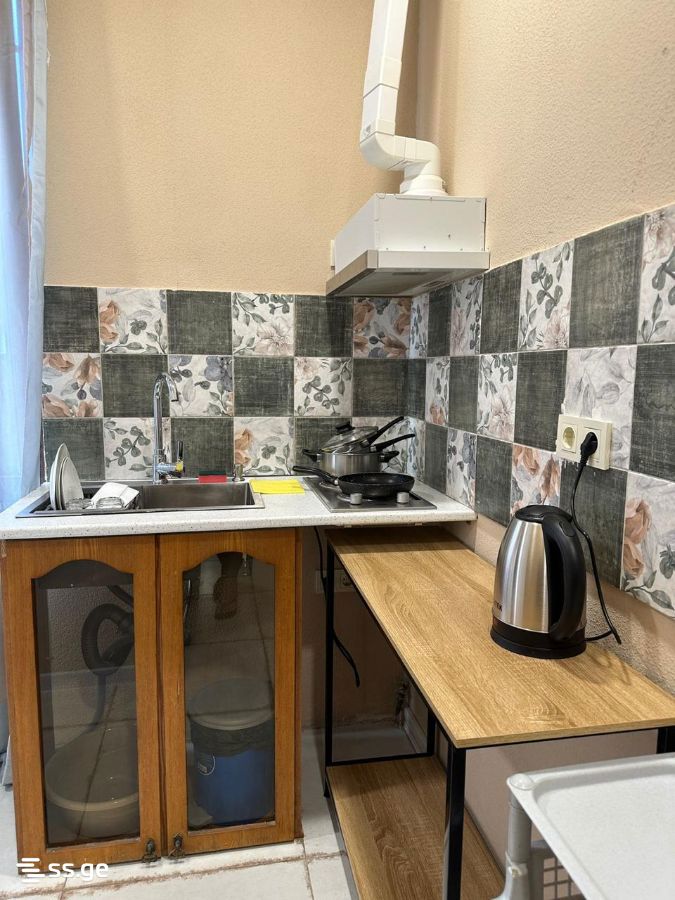 iveria st. 14 - 1 rooms