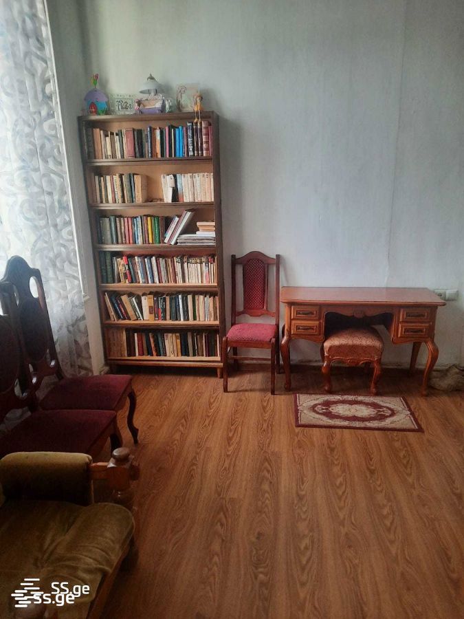 pirosmani st. 23 - 4 rooms