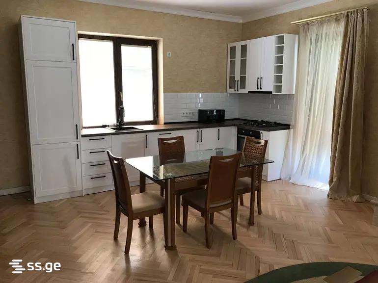 a.razmadze st. 17 - 3 rooms