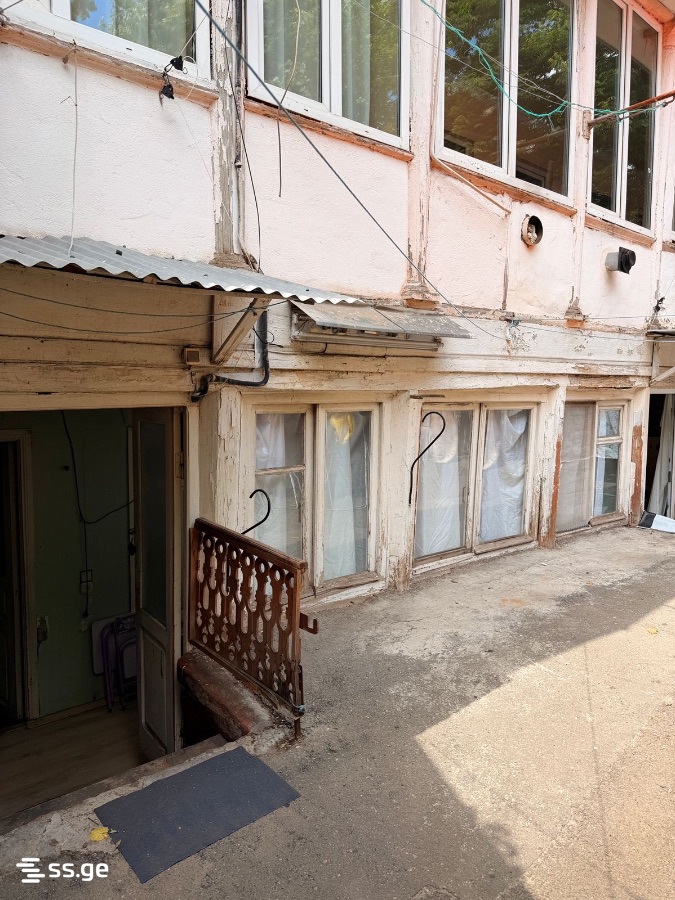 Qvlividze st. 4 - 3 rooms