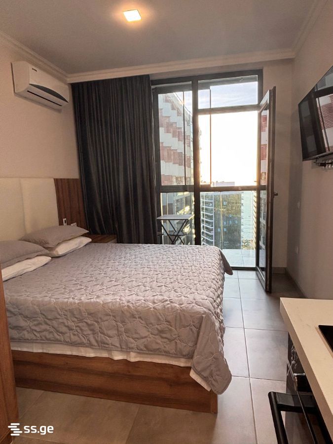 R. Nizharadze st. 1 - 1 rooms