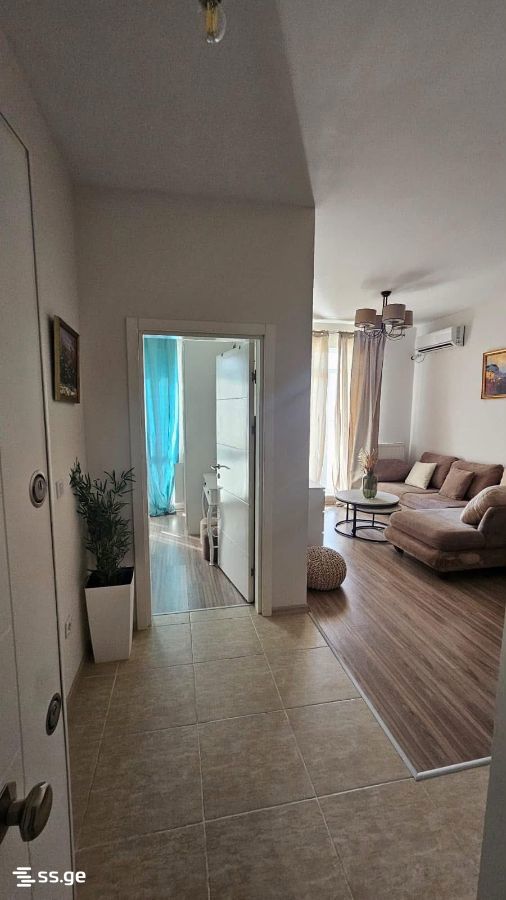Bob walsh st. - 2 rooms