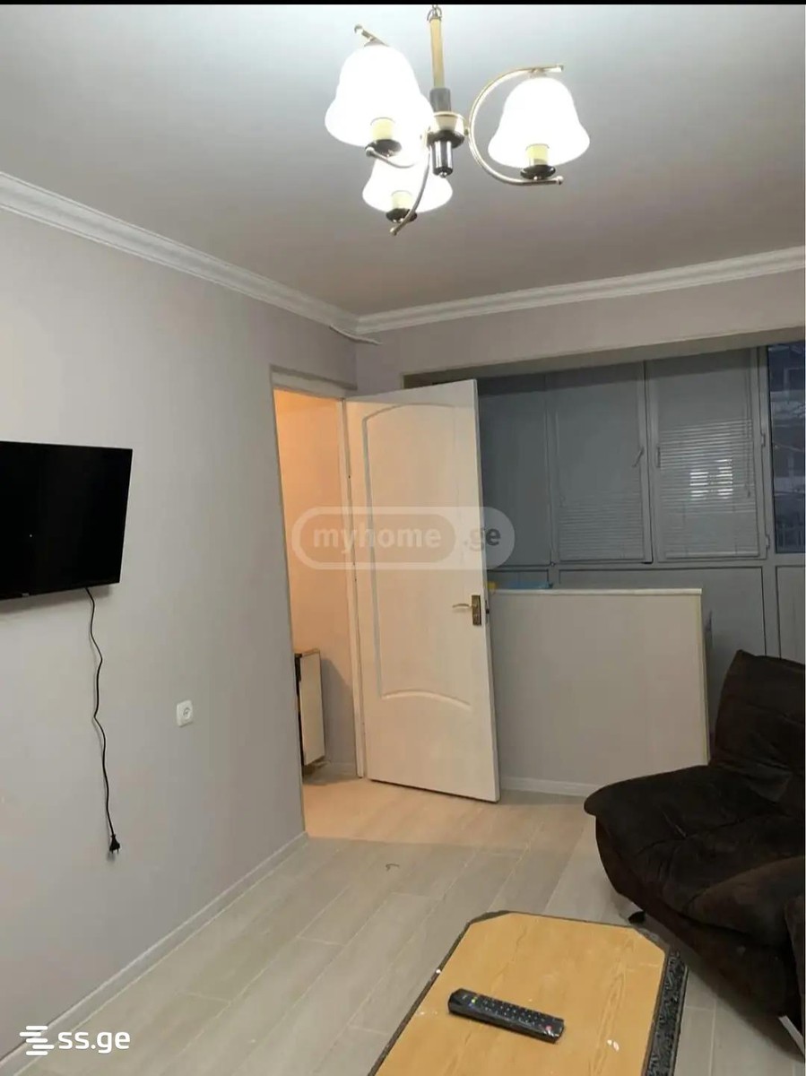 Kazbegi avenue . - 1 rooms