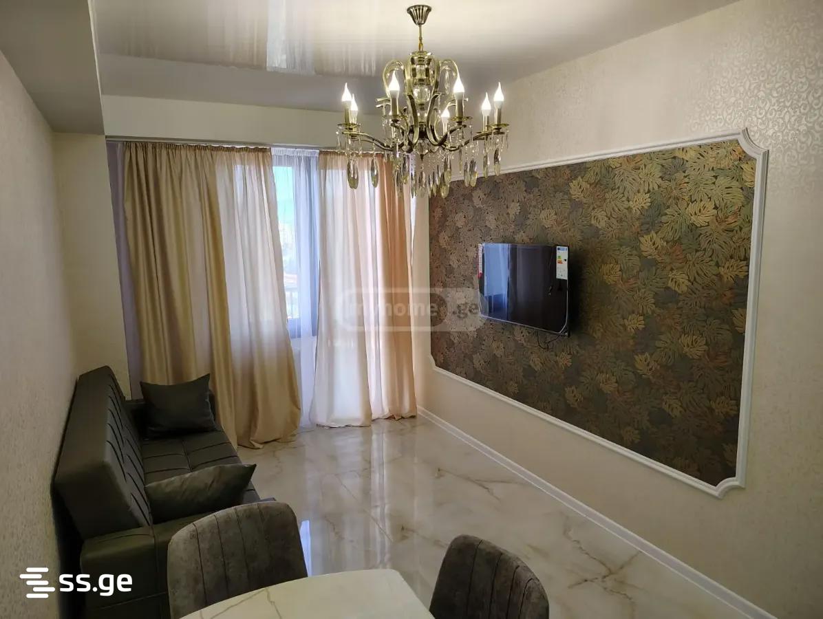 chkondideli st. 3 - 3 rooms