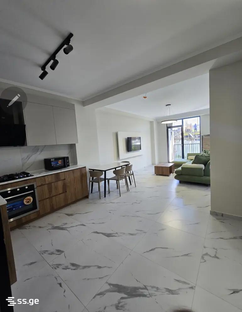 Bob walsh st. - 2 rooms