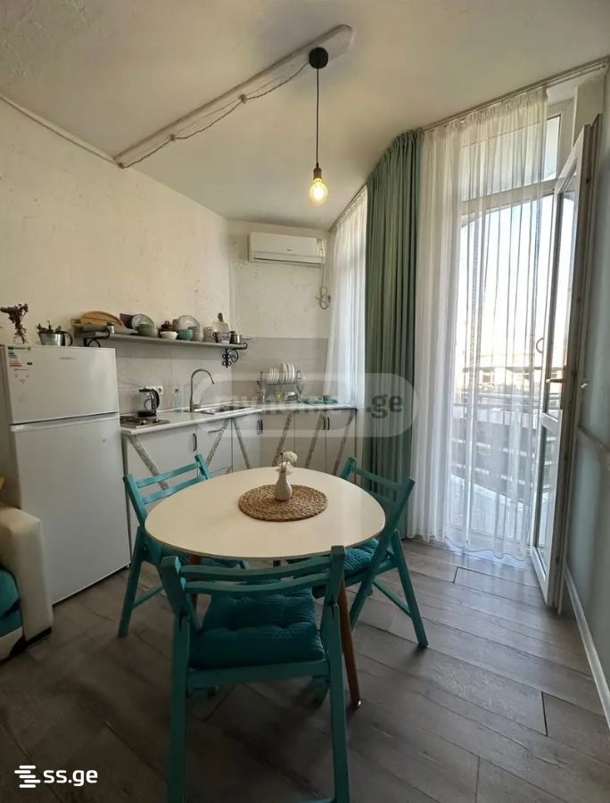 98 - 1 rooms