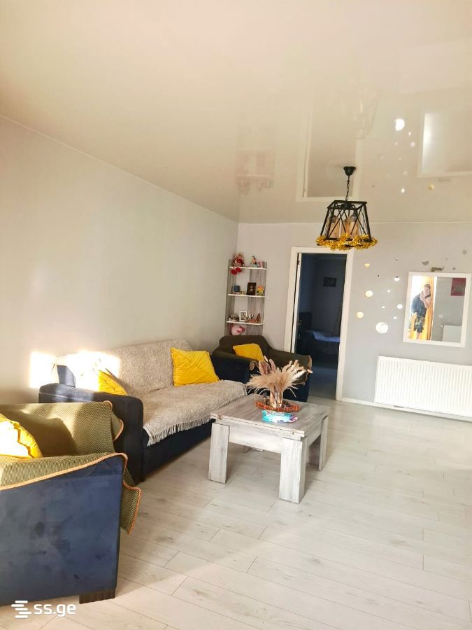kavtaradze st. 10 - 3 rooms