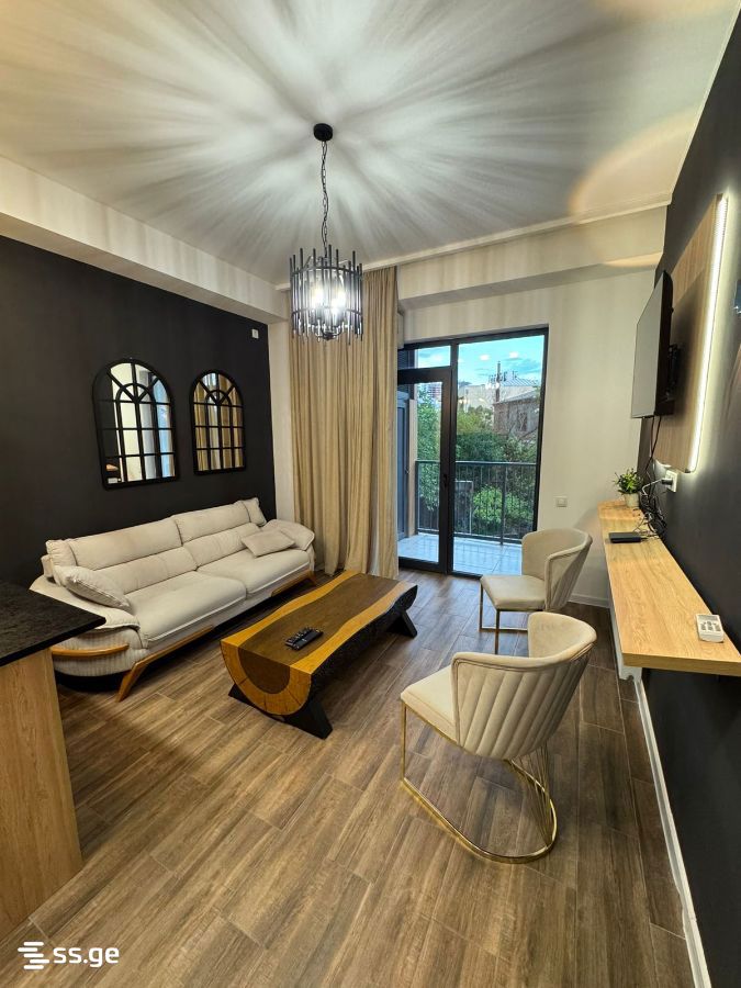 nucubidze st. 125 - 2 rooms