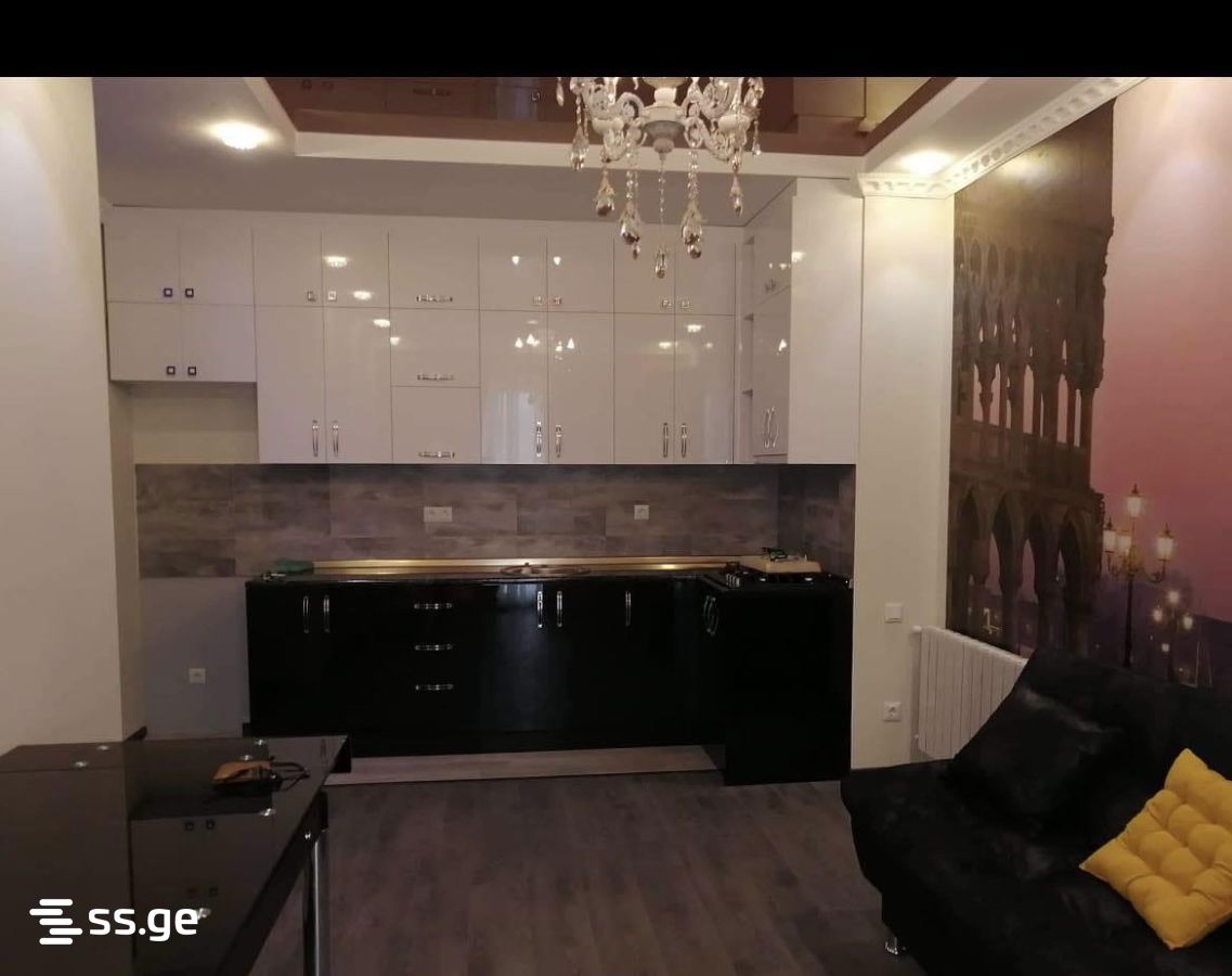 t. eristavi st. (Sanzona) - 3 rooms