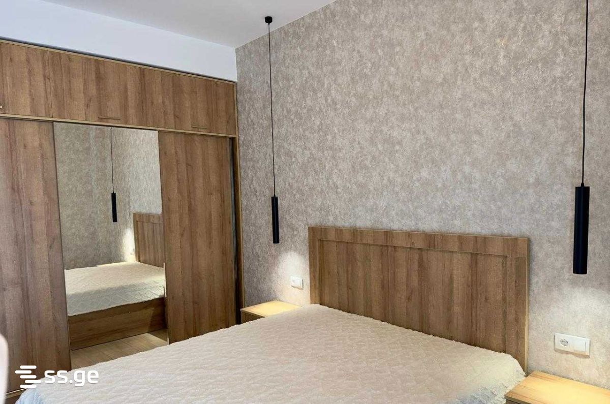 chkondideli st. 22 - 2 rooms