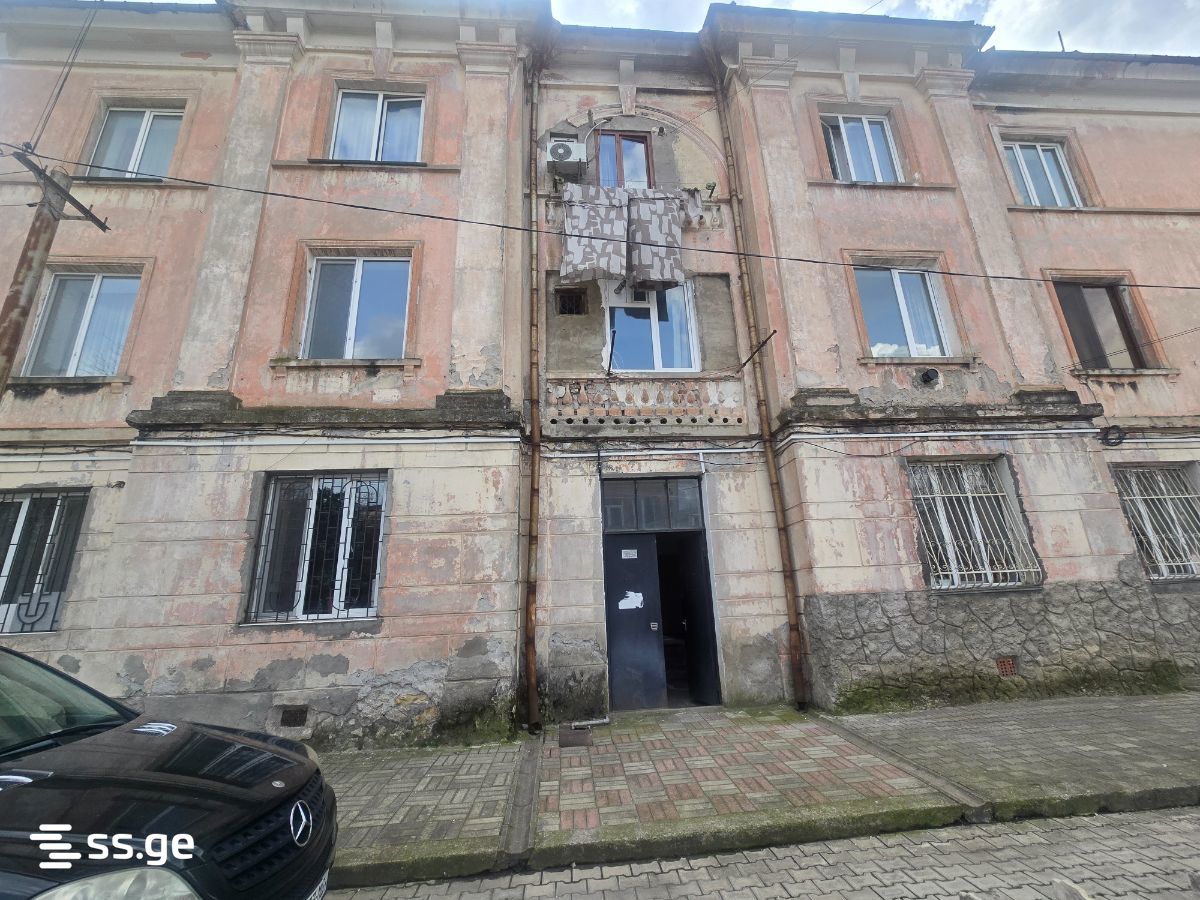 Lomouri st. 1 - 2 rooms