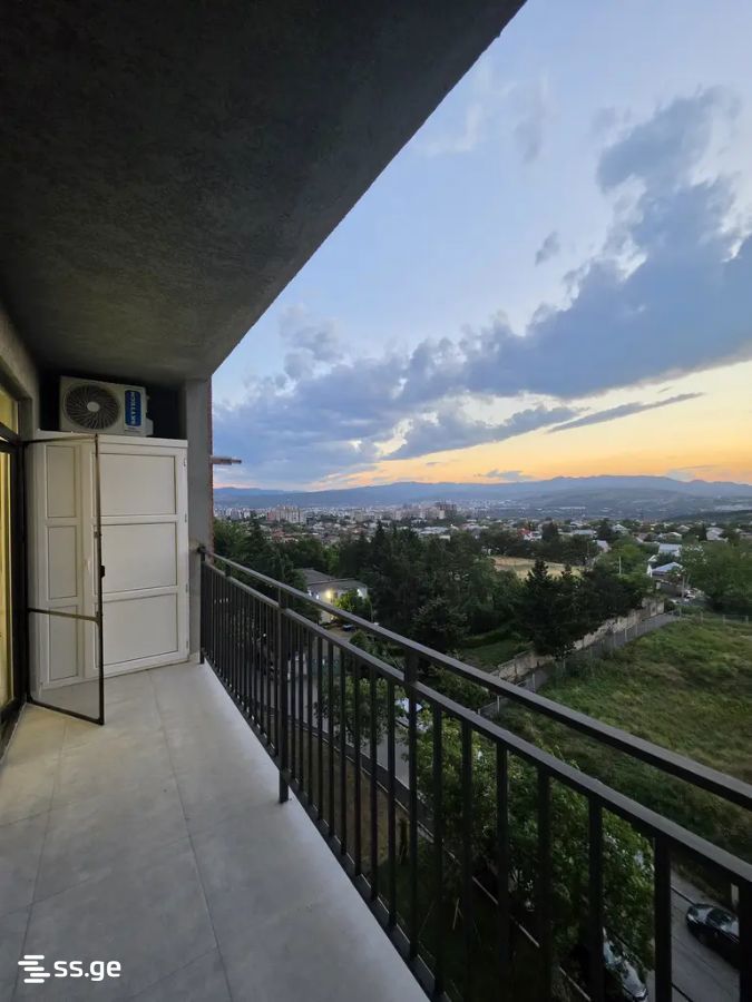 Khergiani st. 2 - 2 rooms