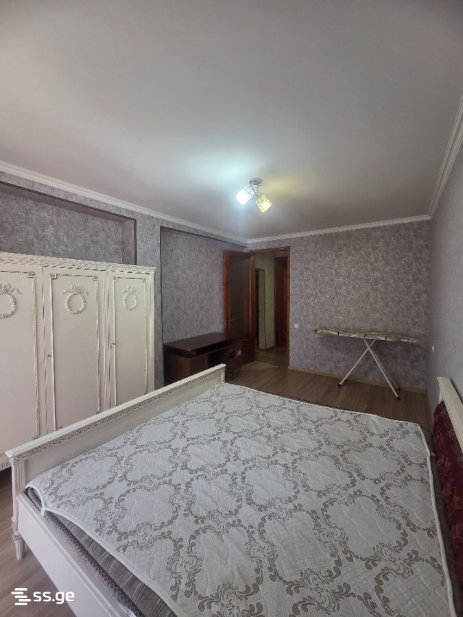 bakhtrioni st. 11 - 2 rooms