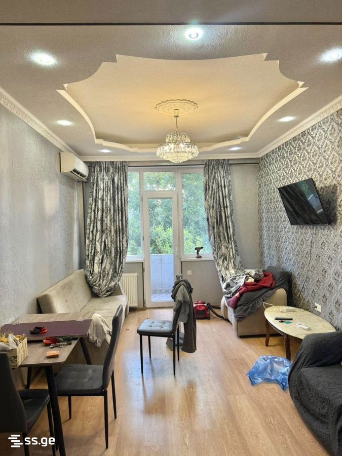 nucubidze st. 129 - 2 rooms