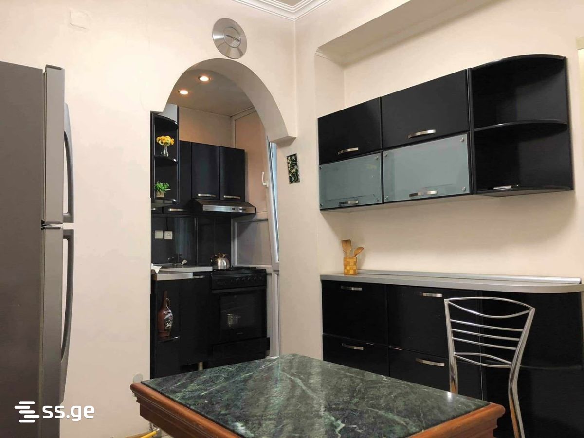 19/21 - 2 rooms