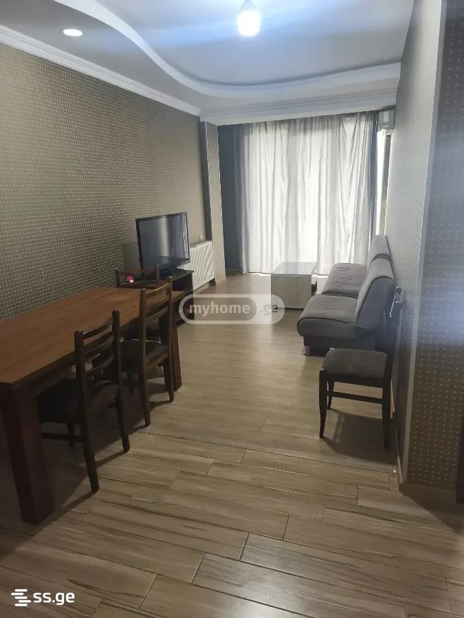 gazapkhuli st. 23 - 4 rooms