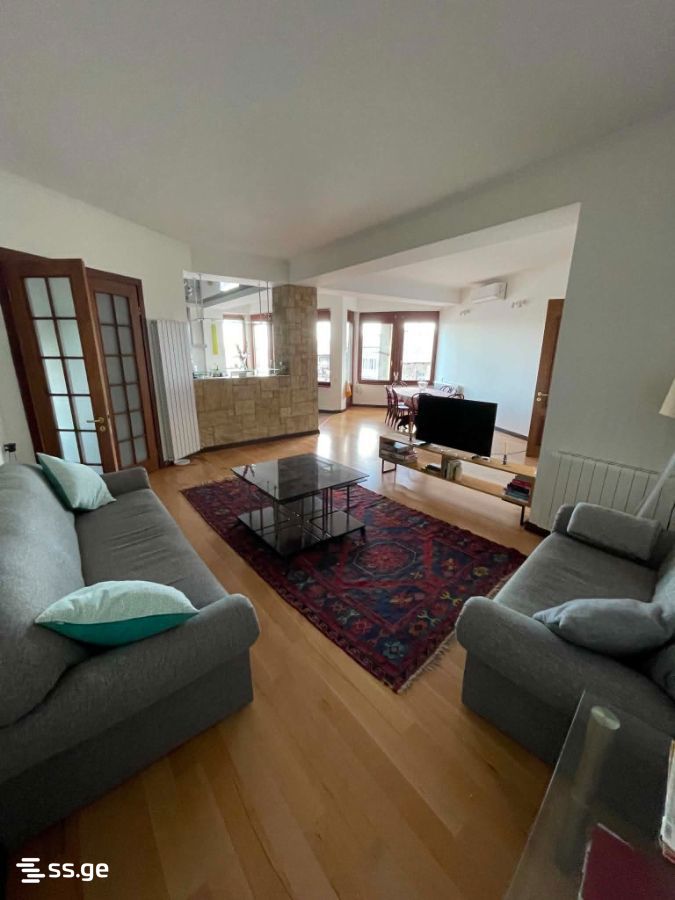 kipiani st. 29 - 4 rooms