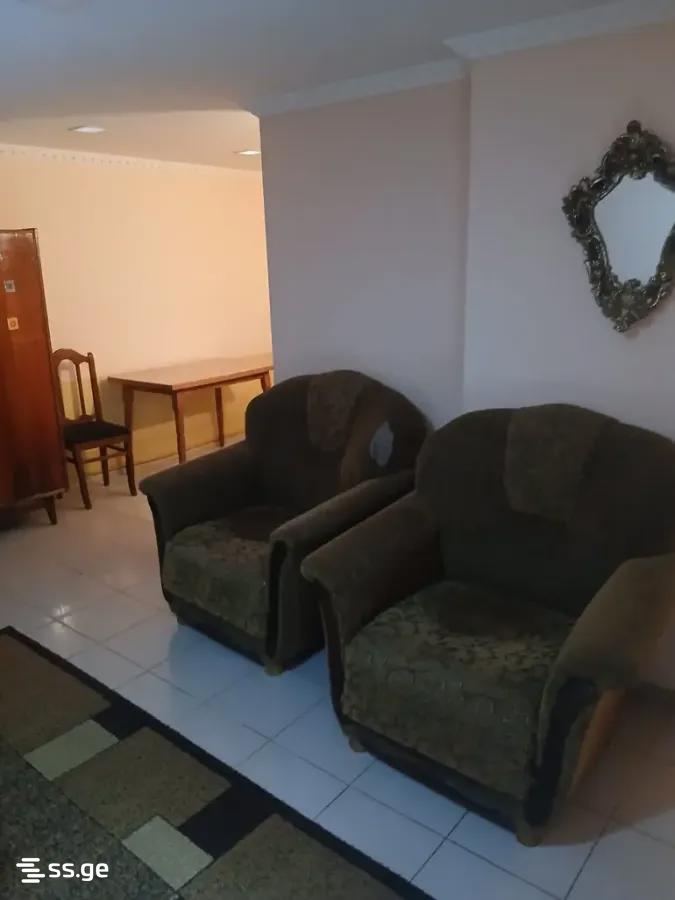 a.razmadze st. 38 - 2 rooms