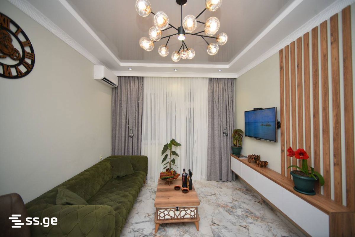 Bagrationi str. 129 - 3 rooms
