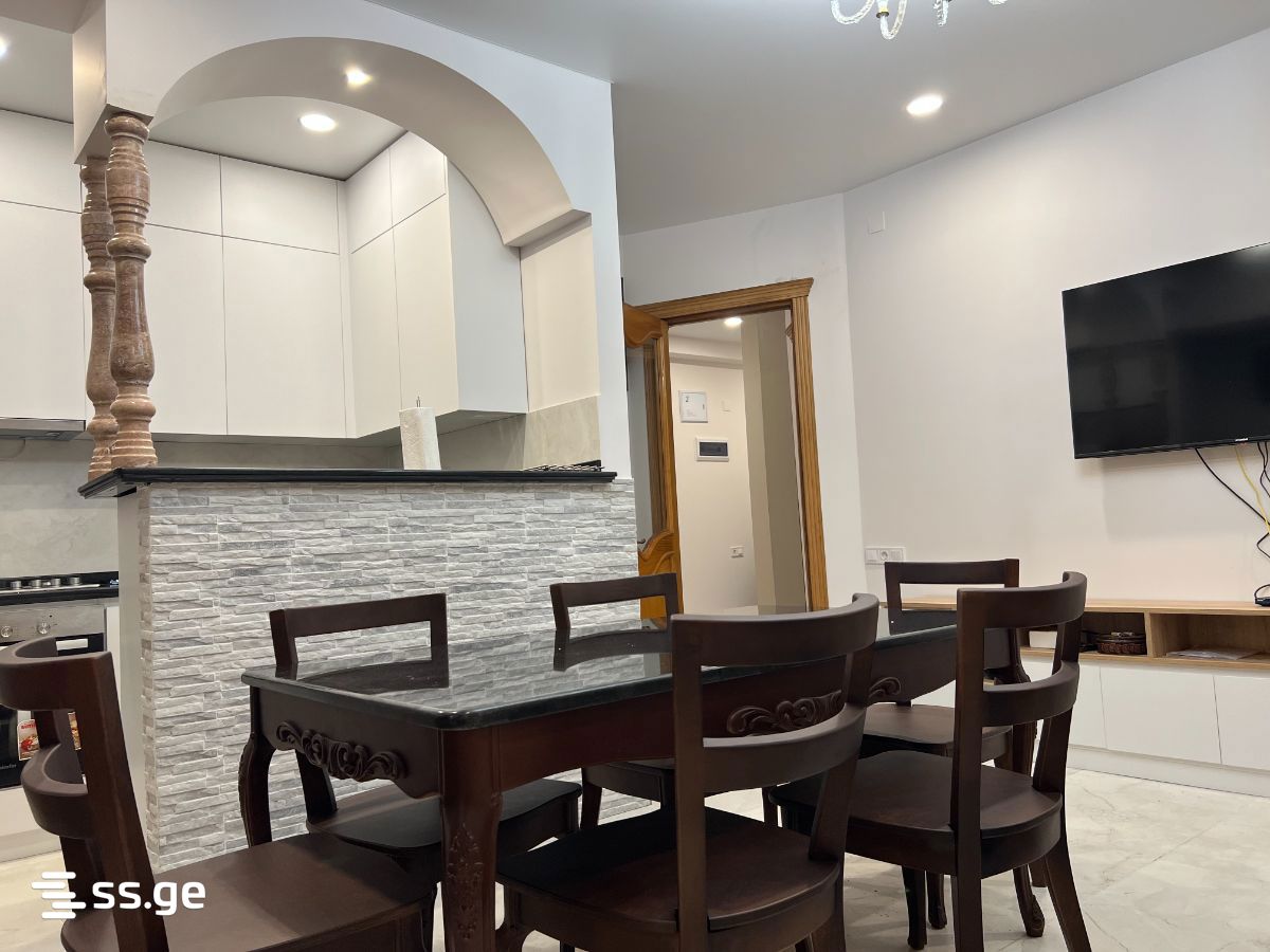 13 - 2 rooms