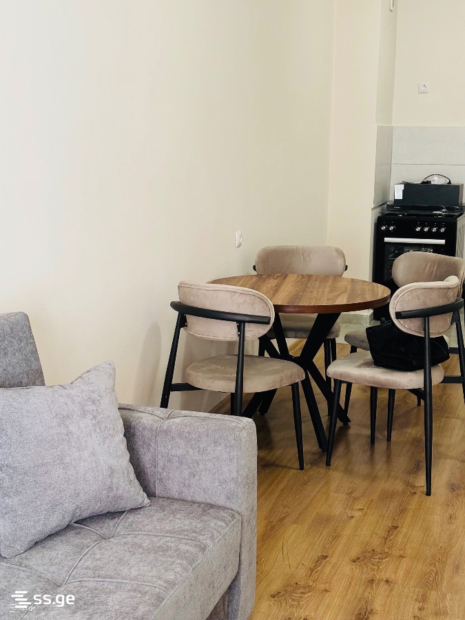 tvalchrelidze st. N6,კორპუსი 8 - 2 rooms