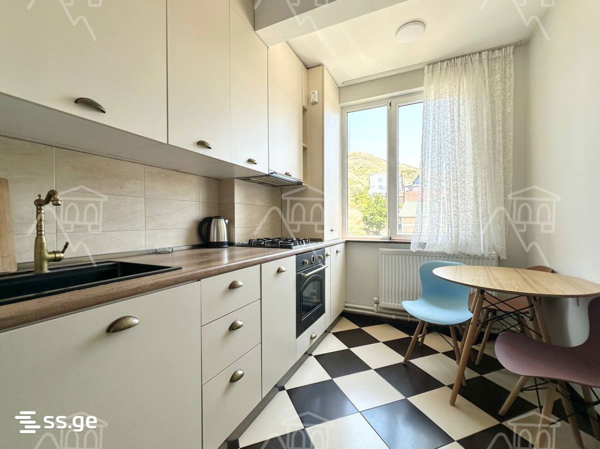 Mujirishvili st. 14 - 2 rooms